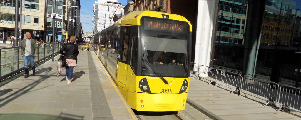 manchester train stations - st peters square tram stop