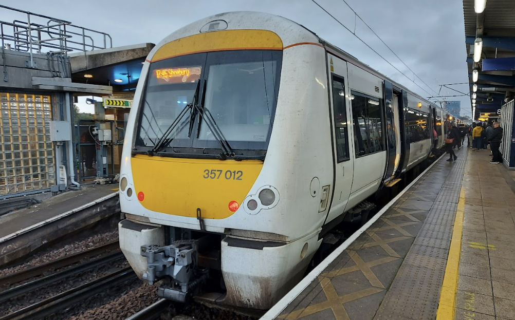 c2c train from london to southend